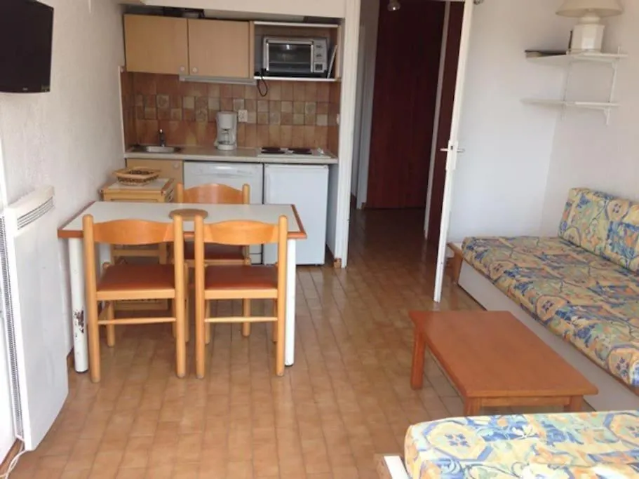Saint-Raphael Le Salus Apartment